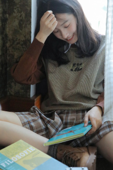 年轻的嫂子2在线观看清